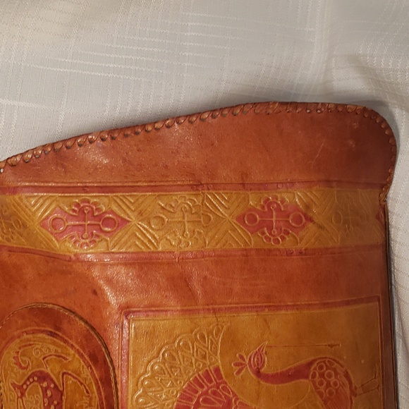 Handmade Tooled leather women's handbag, African motif . - Picture 4 of 12